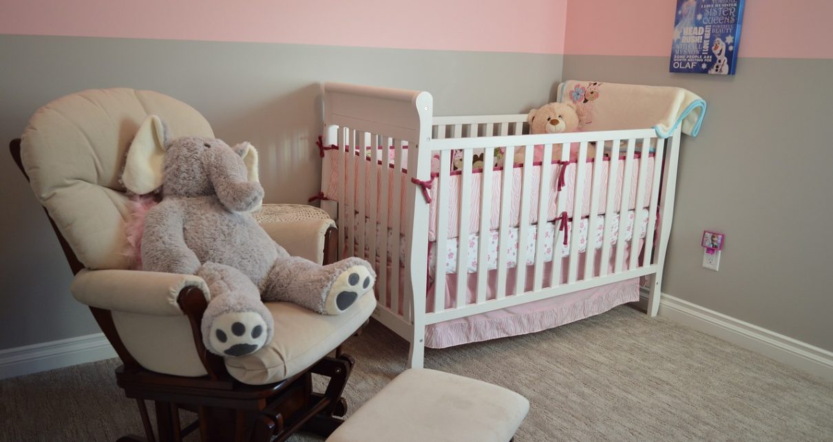 Wysokiej jakości łóżeczka do pokoju dziecięcego